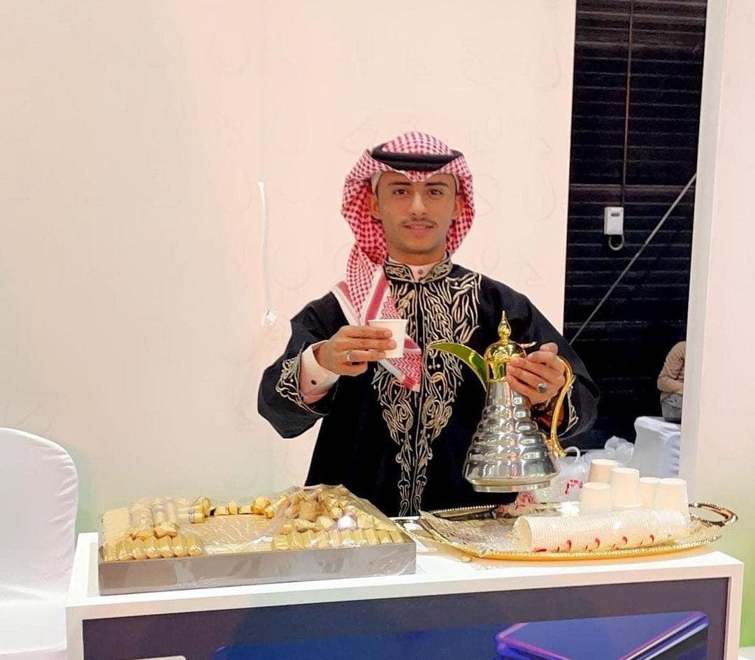 فريق قهوجين وصبابين الرياض لخدمة الحفلات والمناسبات الرسمية